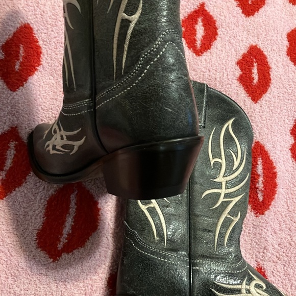 Justin NWOT..Charcoal Grey/white ! Leather boots Women’s size 7. Never worn new! - Picture 9 of 9